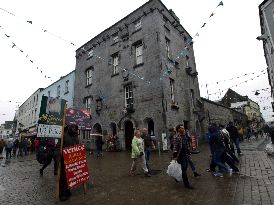 Lynch's Castle sur Edward Street à Galway