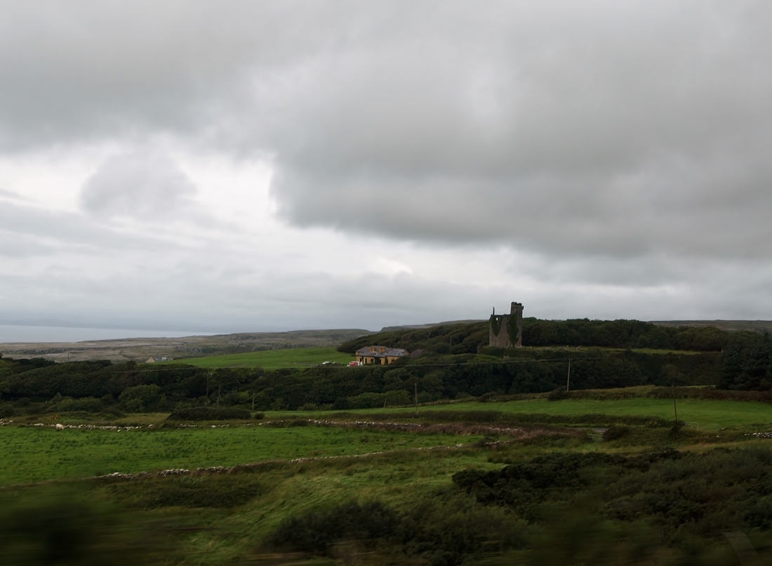 autre château en ruine dans le Burren